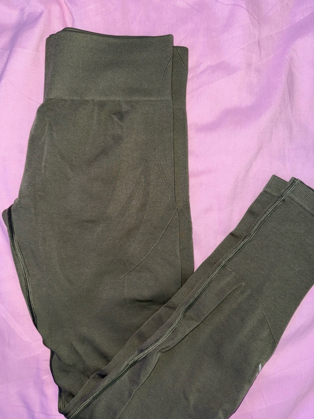 One Active EnhanceLift Seamless Leggings with White Logo
